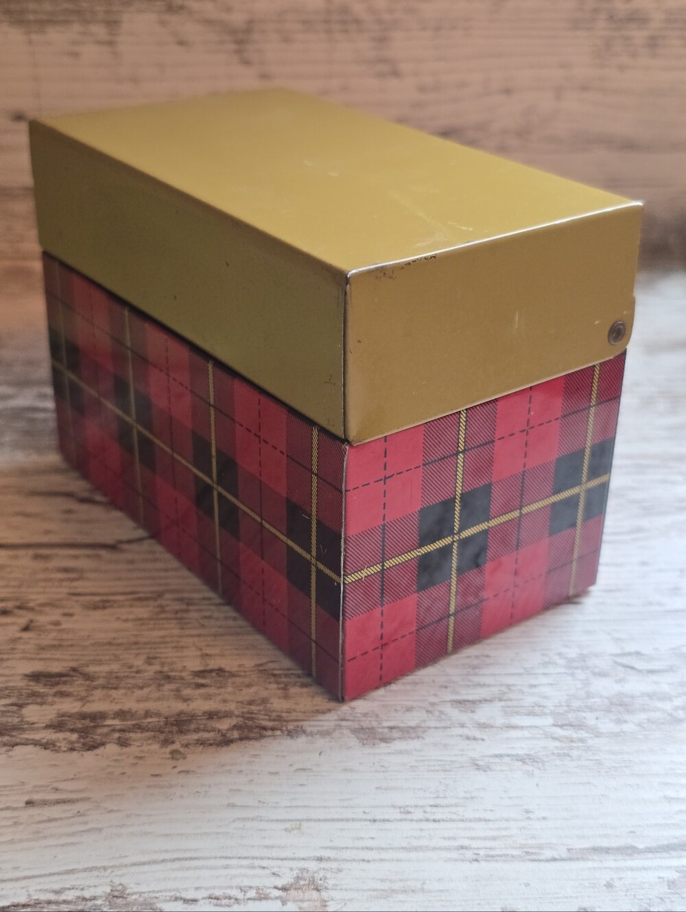 Vtg 50’s Metal Red Tartan Plaid Tin Index Card Recipe Box Holder Ohio Art Tin Co